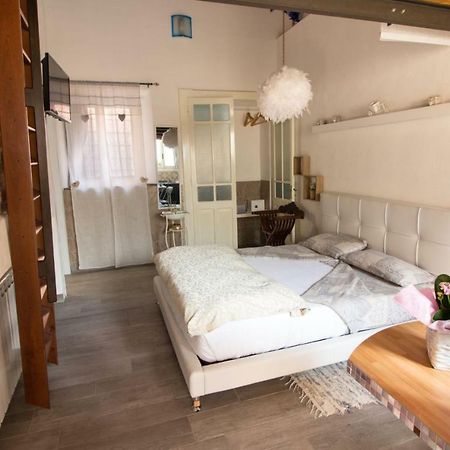Mansarde & Suite Maison 1706 Lago Orta Borgomanero Exteriör bild