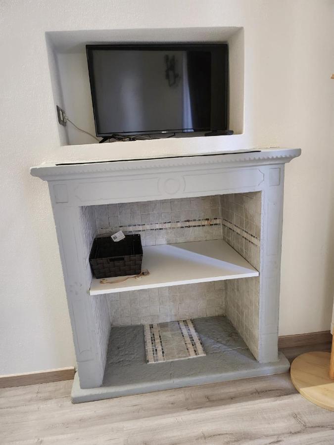Mansarde & Suite Maison 1706 Lago Orta Borgomanero Exteriör bild