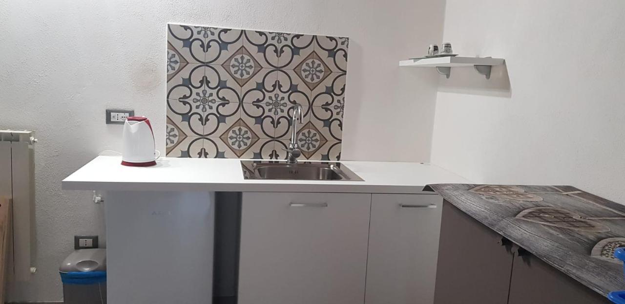 Mansarde & Suite Maison 1706 Lago Orta Borgomanero Exteriör bild
