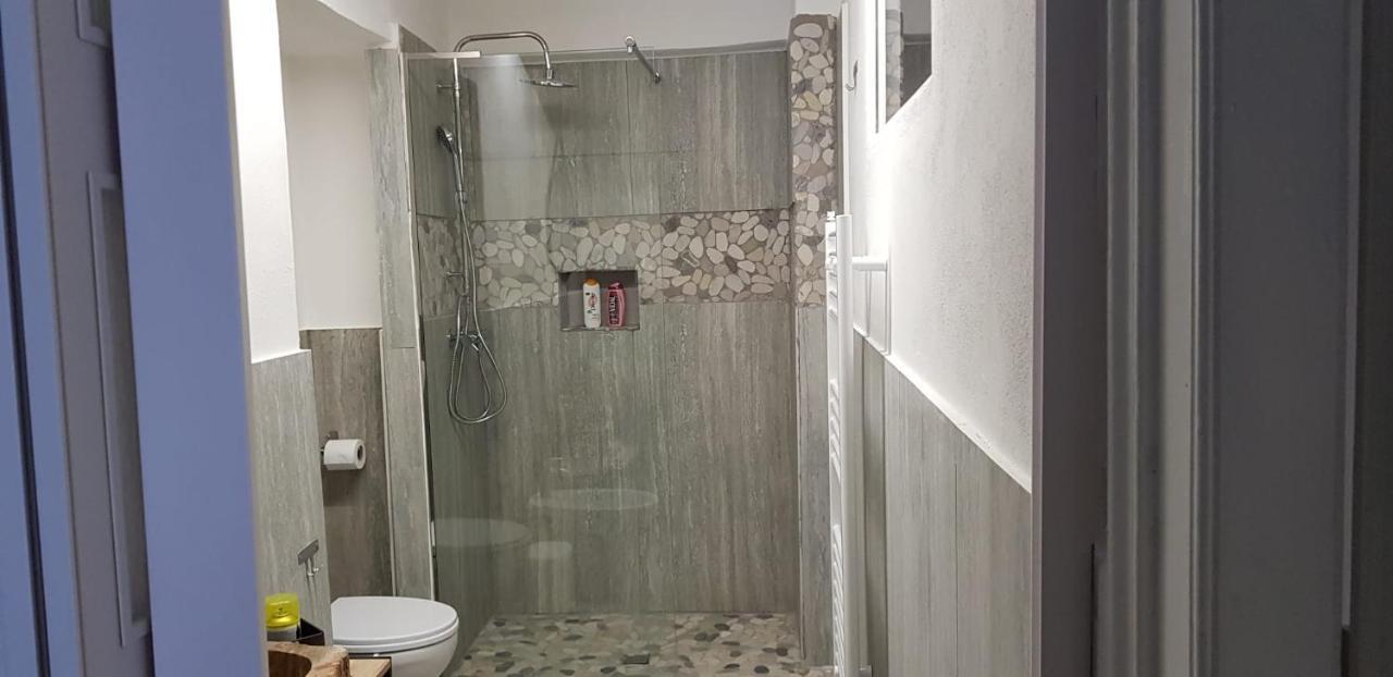 Mansarde & Suite Maison 1706 Lago Orta Borgomanero Exteriör bild