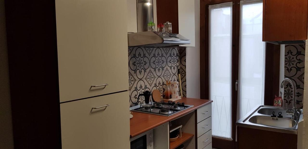 Mansarde & Suite Maison 1706 Lago Orta Borgomanero Exteriör bild
